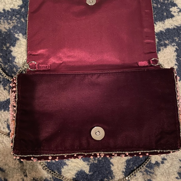 Anthropologie Elegant Floral Embellished Beaded Velvet Clutch - Picture 2 of 4